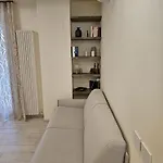 Via Bachelet 8 Luxury House דירה