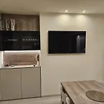 דירה Via Bachelet 8 Luxury House צ'יביטאנובה מארקה