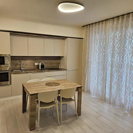 Via Bachelet 8 Luxury House * Civitanova Marche