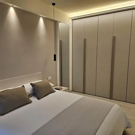 Via Bachelet 8 Luxury House